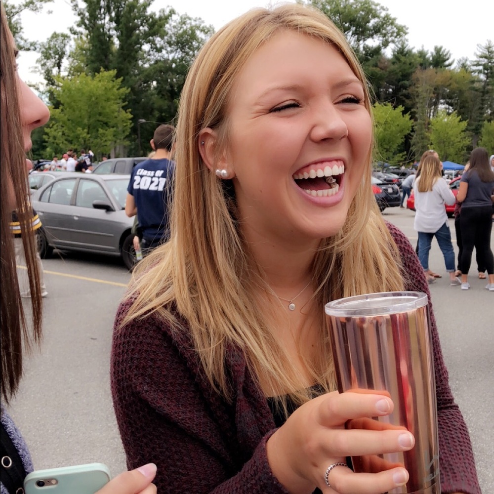 Meet your Posher, Catherine